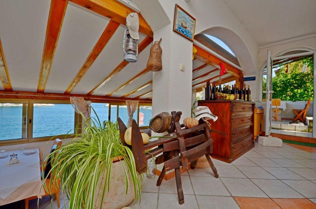 Apartments And Rooms Barbara Lastovo Екстер'єр фото