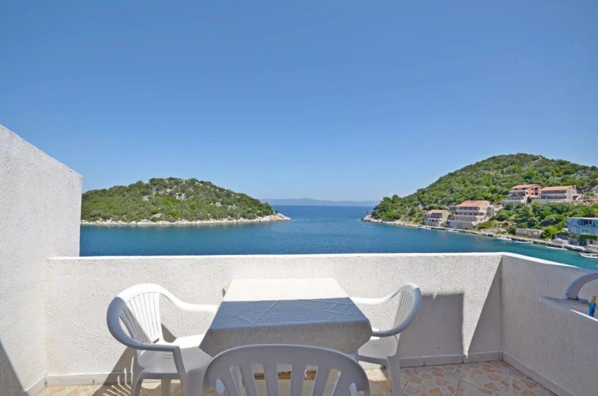 Apartments And Rooms Barbara Lastovo Екстер'єр фото