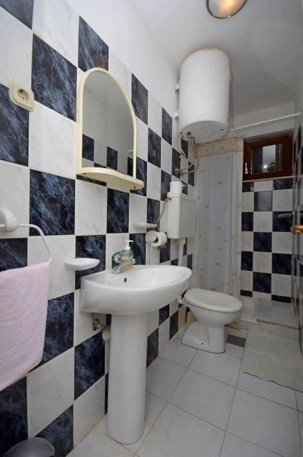 Apartments And Rooms Barbara Lastovo Екстер'єр фото