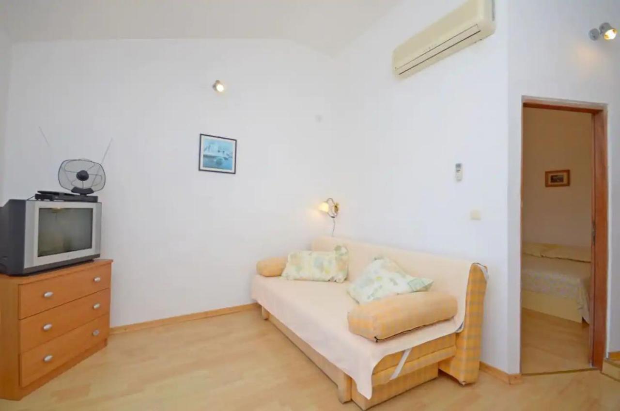 Apartments And Rooms Barbara Lastovo Екстер'єр фото